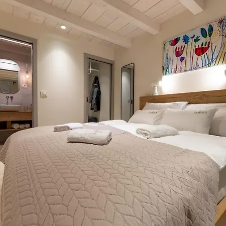 Superior Gabriela Dubrovník